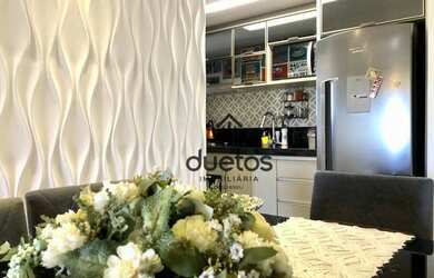 Imagem: O apartamento possui 2 Dormitórios, 2 Banheiros, 1 Vaga na