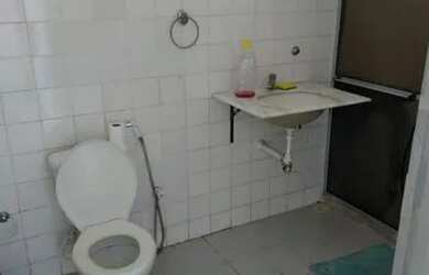 Imagem: O apartamento possui 2 Dormitórios, 1 Banheiro e 66m² de Área