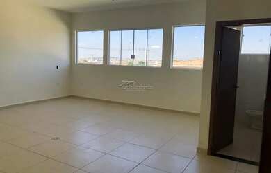 Imagem: A kitnet possui 1 Dormitório, 1 Banheiro, 1 Vaga na garagem