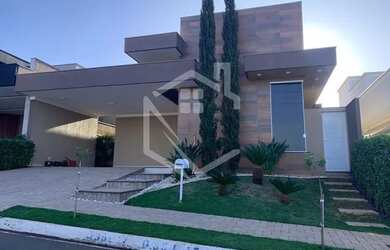 Imagem: A casa em condomínio possui 3 Dormitórios, 5 Banheiros, 2