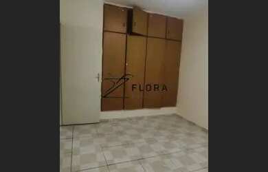 Imagem: A casa possui 3 Dormitórios, 3 Banheiros, 2 Vagas na garagem