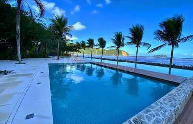 Imagem: A casa em condomínio possui 5 Dormitórios, 5 Banheiros, 3