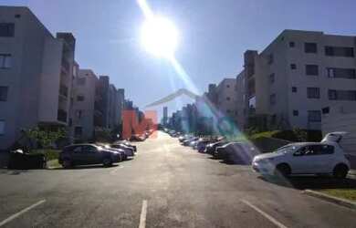 Imagem: O apartamento possui 3 Dormitórios, 1 Banheiro, 1 Vaga na garagem