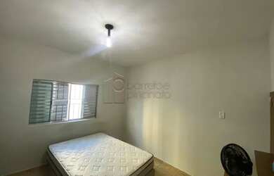 Imagem 7: Casa Padrão em Jundiaí. Varanda, Área de serviço, 240m² de Áreae2...