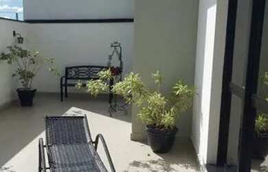 Imagem: A casa possui 3 Dormitórios, 4 Banheiros, 4 Vagas na garagem