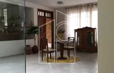 Imagem 3: Casa Sobrado em Jundiaí. Piscina, Churrasqueira, VarandaeGuarda roupa