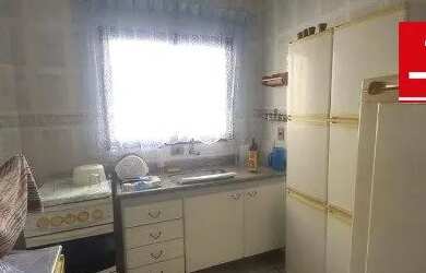 Imagem: O apartamento possui 1 Dormitório, 1 Banheiro, 1 Vaga na garagem