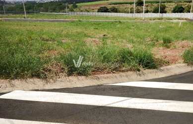 Imagem: O terreno possui 246m² de Área e está localizado em São