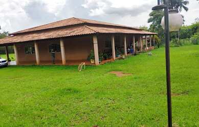 Imagem: A chácara possui 20.000m² de Área e está localizado em