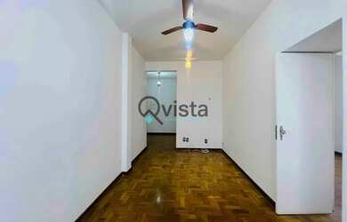 Imagem 2: Kitnet 1 Quadra do mar, 1 Dormitório à Venda na Pitangueiras no Guarujá...