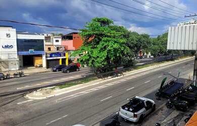 Imagem: O apartamento possui 2 Dormitórios, 2 Banheiros, 150m² de