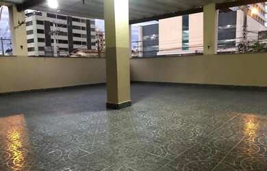 Imagem: A casa possui 3 Dormitórios, 3 Banheiros, 2 Vagas na garagem