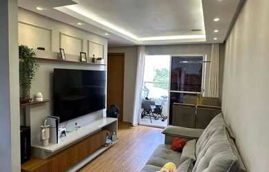 Imagem: O apartamento possui 2 Dormitórios, 1 Banheiro, 1 Vaga na garagem