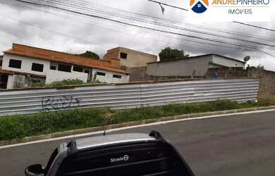 Imagem: O terreno possui 660m² de Área e está localizado em São