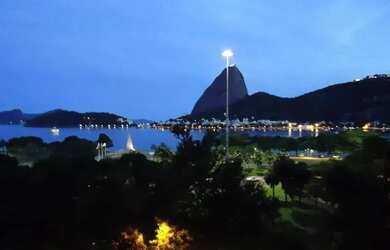 Imagem: O apartamento possui 2 Dormitórios, 2 Banheiros, 98m² de Área