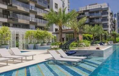 Imagem: O apartamento possui 4 Dormitórios, 5 Banheiros, 3 Vagas na