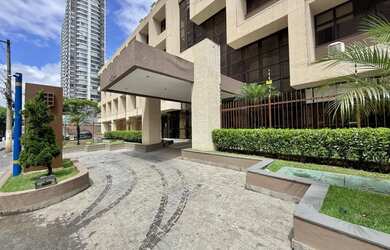 Imagem: O depósito possui 1 Vaga na garagem e 37m² de Área e está