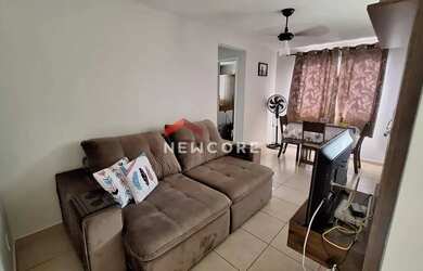 Imagem: O apartamento possui 2 Dormitórios, 1 Banheiro, 1 Vaga na garagem