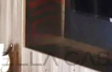 Imagem: O apartamento possui 1 Dormitório, 1 Banheiro, 2 Vagas na garagem