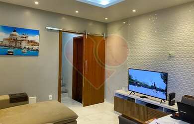 Imagem: A casa em condomínio possui 3 Dormitórios, 1 Banheiro, 1 Vaga