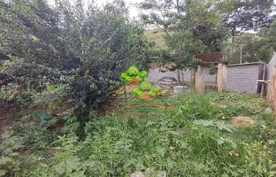 Imagem: O terreno possui 550m² de Área e está localizado em Simão