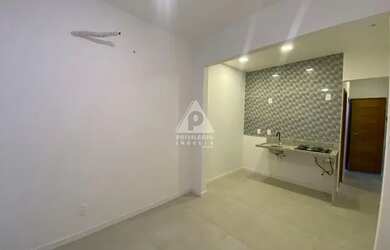 Imagem: A kitnet possui 1 Dormitório, 1 Banheiro, 23m² de Área e