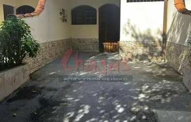 Imagem: A casa em condomínio possui 2 Dormitórios, 2 Banheiros, 1