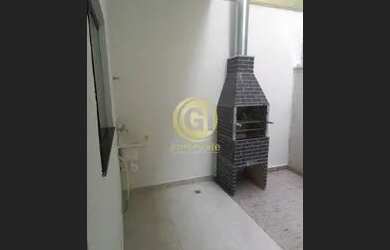 Imagem: A casa possui 2 Dormitórios, 3 Banheiros, 1 Vaga na garagem