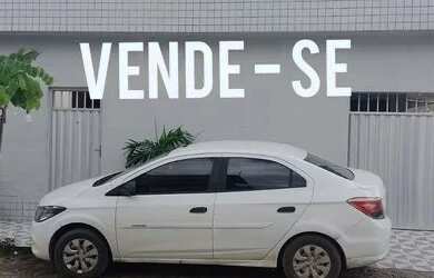 Imagem: A casa possui 2 Dormitórios, 2 Banheiros, 3 Vagas na garagem