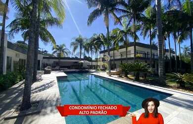 Imagem: A casa em condomínio possui 4 Dormitórios, 5 Banheiros, 5