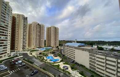 Imagem 1: Apartamento na Paralela. Piscina, Varanda, 79m² de Áreae1 Vaga na garagem