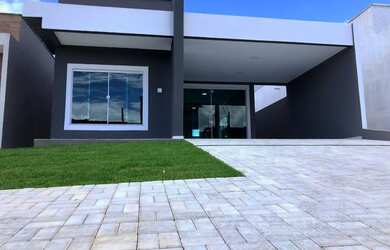 Imagem: A casa em condomínio possui 3 Dormitórios, 3 Banheiros, 3