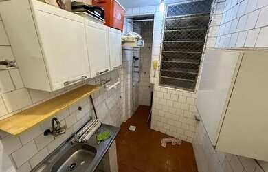 Imagem: O apartamento possui 1 Dormitório, 1 Banheiro, 45m² de Área