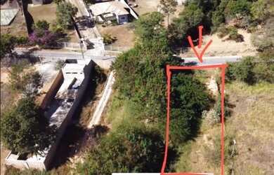 Imagem: O terreno possui 1.102m² de Área e está localizado em Centro