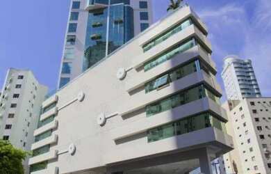 Imagem 1: Apartamento com 3 Suites e 2 Vagas à Venda - Centro - Balneário Camboriú/SC