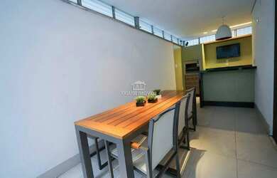 Imagem: O apartamento possui 4 Dormitórios, 5 Banheiros, 3 Vagas na