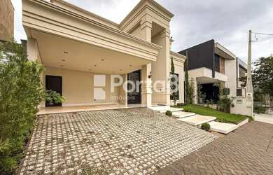 Imagem: A casa em condomínio possui 3 Dormitórios, 5 Banheiros, 4