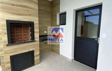 Imagem 10: Sobrado de Alto Padrão. Piscina, Churrasqueira, Varandae171m² de Área