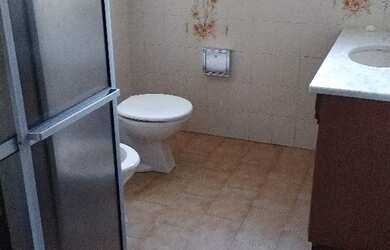 Imagem 4: LEIA COM ATENÇÃO CASA 2QTOS EXCELENTE LOCALIZAÇÃO SEMI MOBILIADA NÃO...