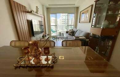 Imagem: O apartamento possui 3 Dormitórios, 2 Banheiros, 2 Vagas na