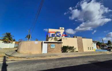 Imagem: A casa possui 2 Dormitórios, 2 Banheiros, 1 Vaga na garagem