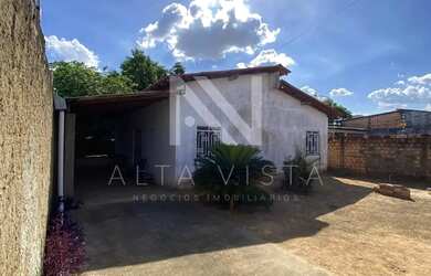 Imagem: A fazenda possui 360m² de Área e está localizado em Centenário