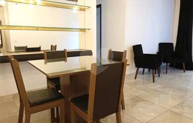 Imagem: O apartamento possui 3 Dormitórios, 2 Banheiros, 1 Vaga na