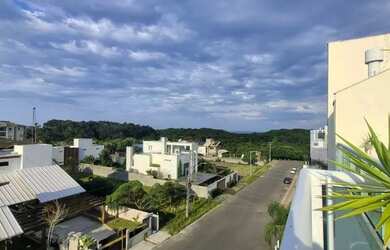 Imagem: O apartamento possui 2 Dormitórios, 2 Banheiros, 2 Vagas na