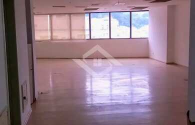 Imagem: O depósito possui 100m² de Área e está localizado em Botafogo