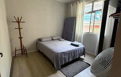 Imagem: O apartamento possui 1 Dormitório, Acomodam 5 pessoas e está