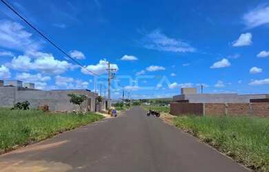 Imagem 5: Terreno padrão à venda no bairro Salto do Monjolinho em São Carlos