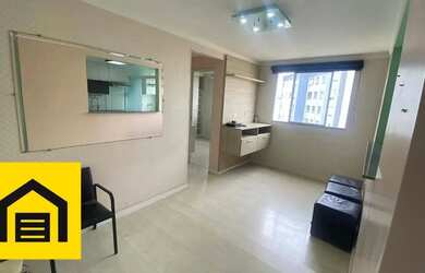 Imagem: O apartamento possui 2 Dormitórios, 1 Banheiro, 1 Vaga na garagem