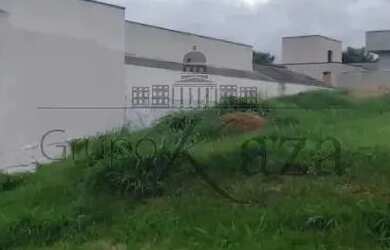 Imagem: O terreno possui 300m² de Área e está localizado em Bairro