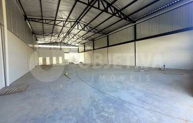 Imagem 1: Loja para aluguel, 4 vagas, NOVO MUNDO - UBERLANDIA/MG